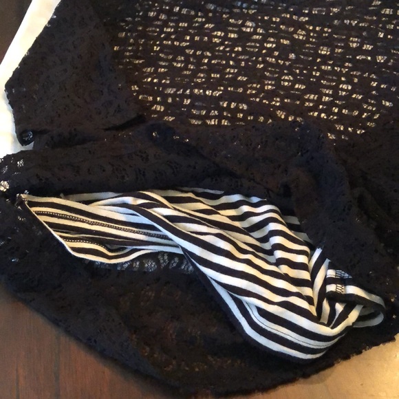 🍌Banana Republic chrochet overlay of striped top lace sleeves zipper back top - Picture 3 of 11